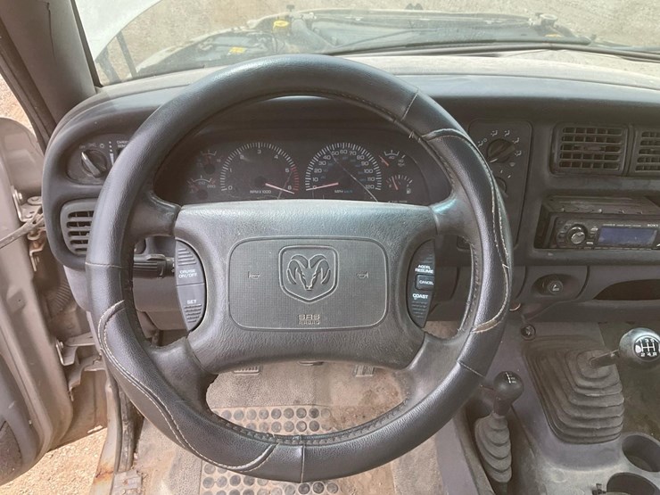 1999-dodge-2500-image-79