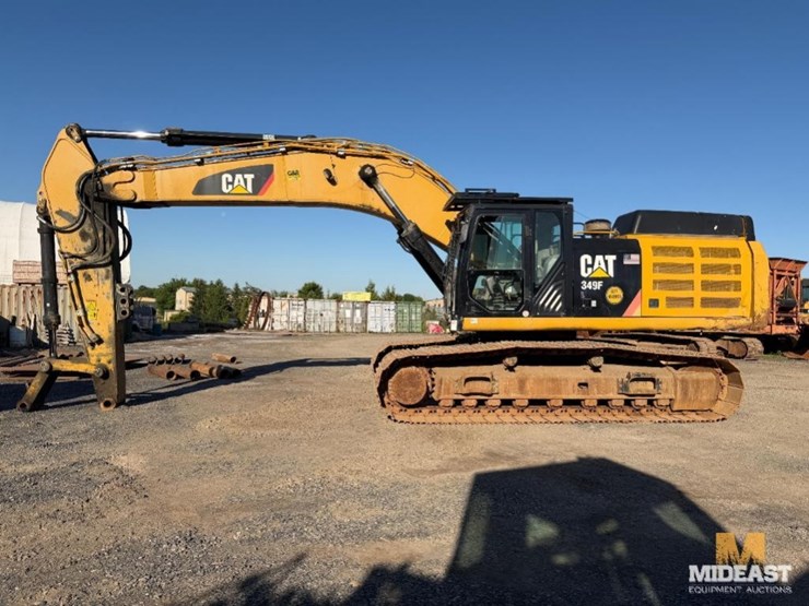 2017-caterpillar-349fl-image-2