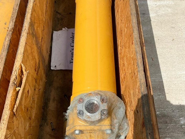 caterpillar-c27-image-13