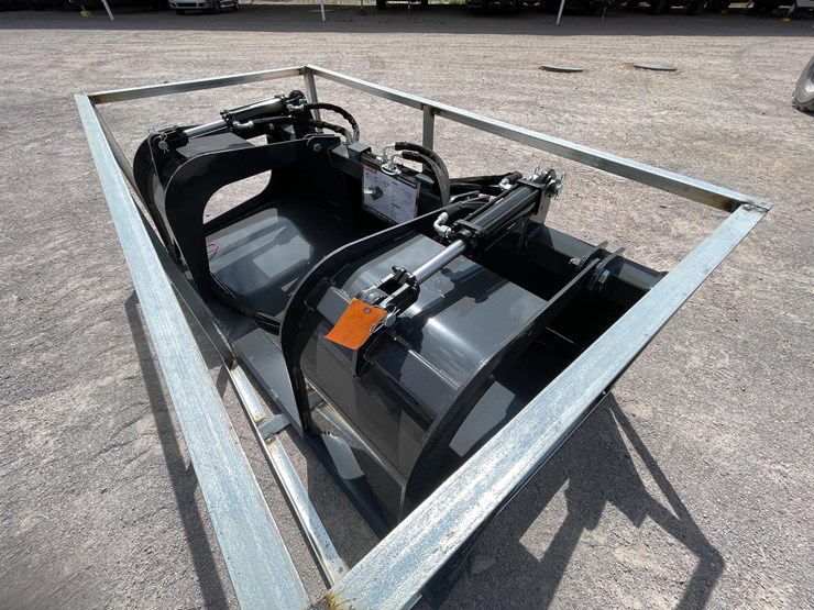 #2762-•-unused-2026-wolverine-skid-steer-grapple-bucket-attachment-image-3