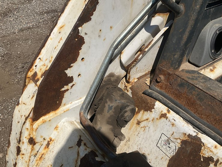 2005-bobcat-s175-image-13