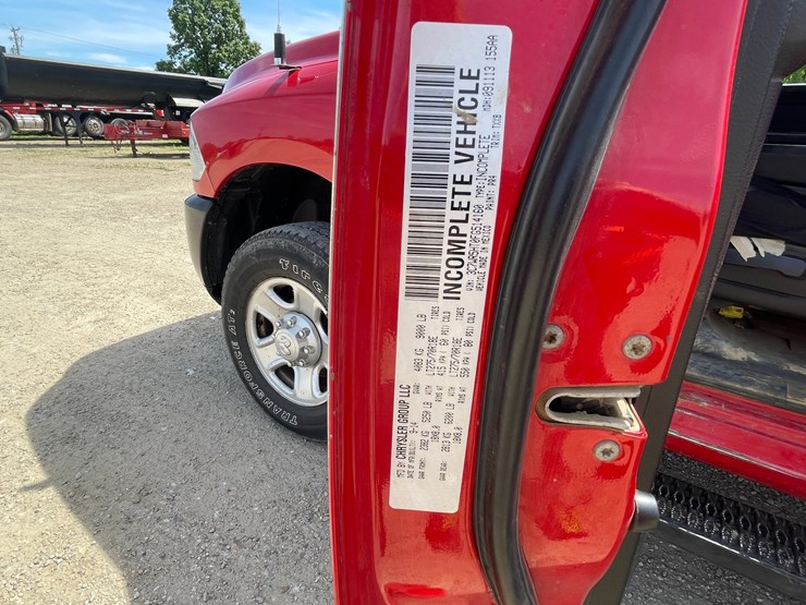 2015-dodge-ram-2500-image-21