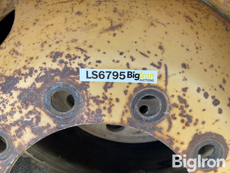 caterpillar-14-image-5
