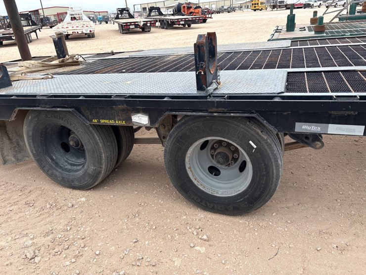 2020-big-tex-32’x-102”-t/a-gooseneck-wireline-tool-trailer-image-4