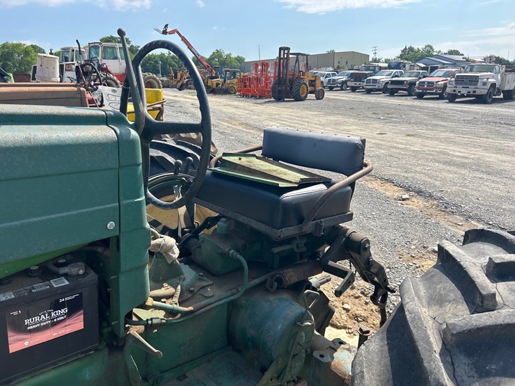 john-deere-420-image-11