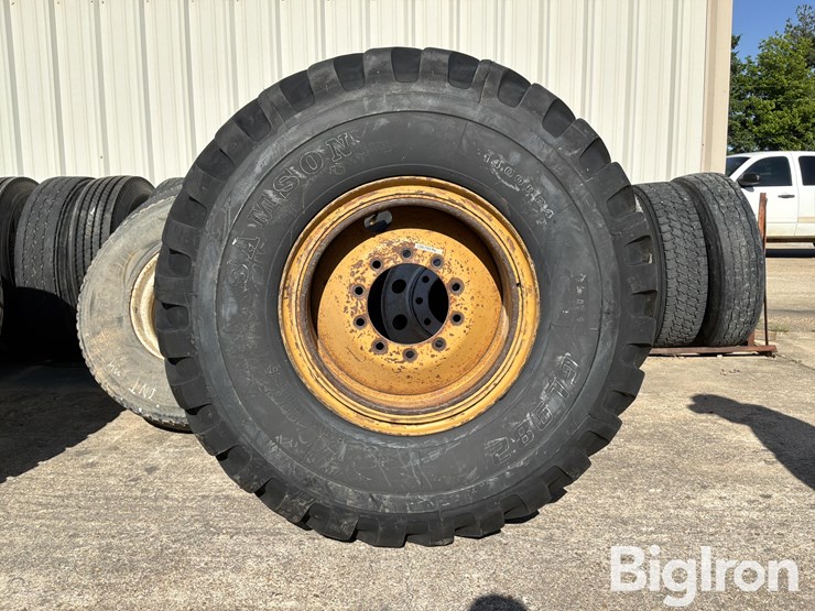 caterpillar-14-image-2