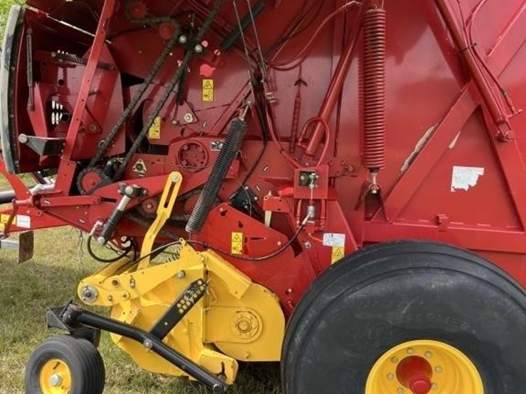 l2---2018-roll-belt-new-holland-560-baler-image-4