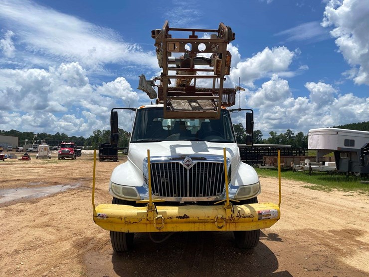 2008-international-durastar-4300-image-5
