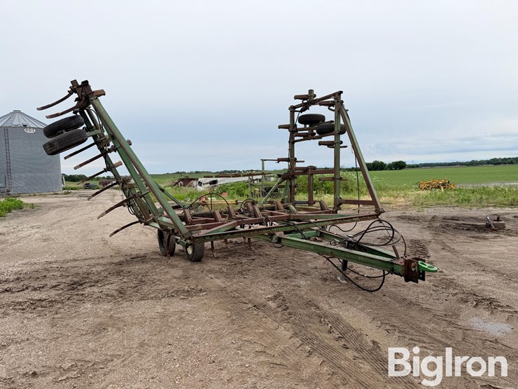 john-deere-1610-image-3