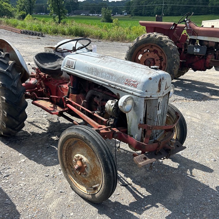 FORD TRACTOR
