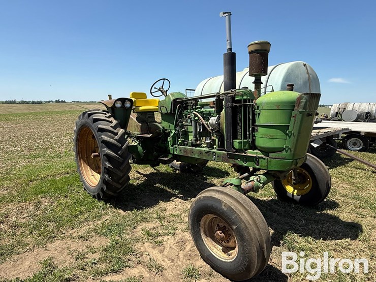 1961-john-deere-4010-image-3