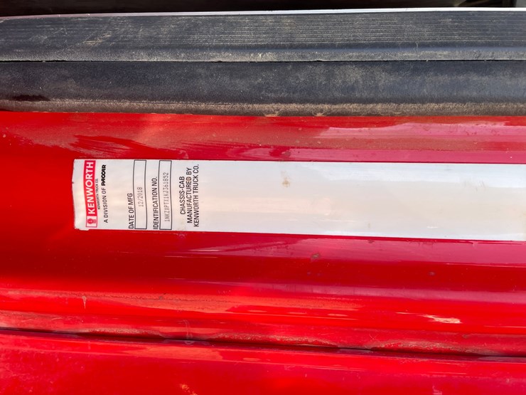 2019-kenworth-t880-image-37