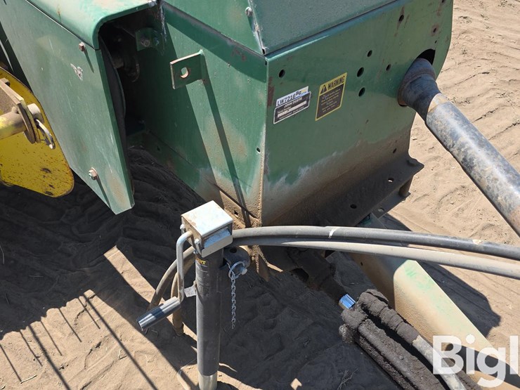 john-deere-328-image-14