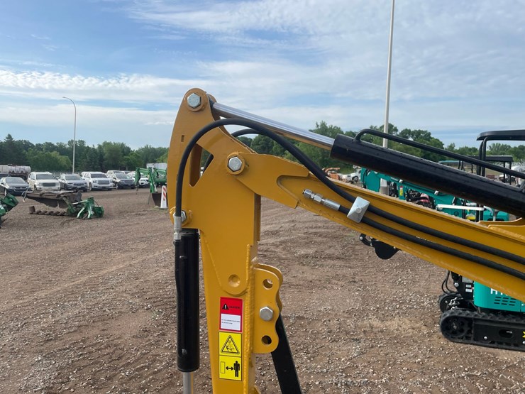 #2037-•-2026-cfg-h13r-mini-excavator-image-19