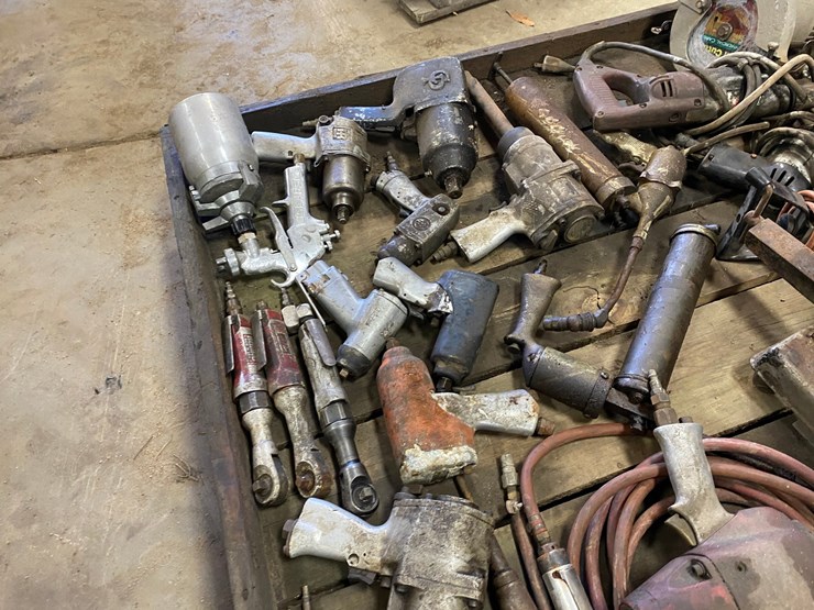 #7507-•-pallet-of-various-shop-tools-(antigo,-wi)-image-11
