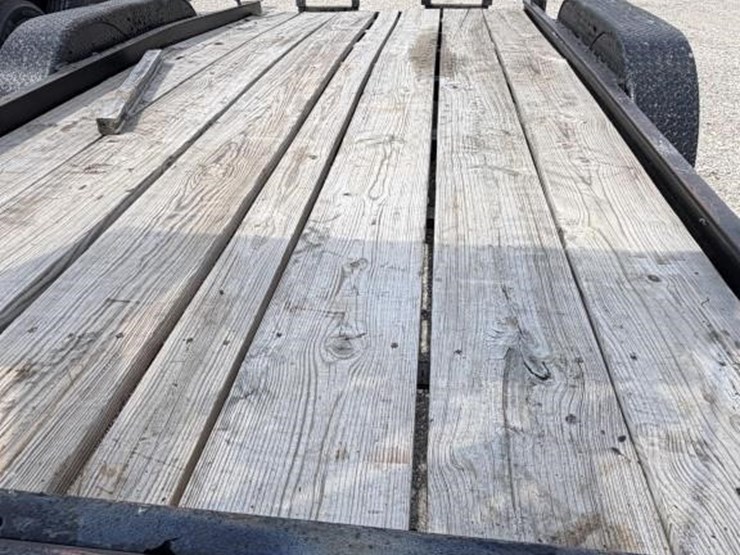 l2--16'-gooseneck-trailer-image-7