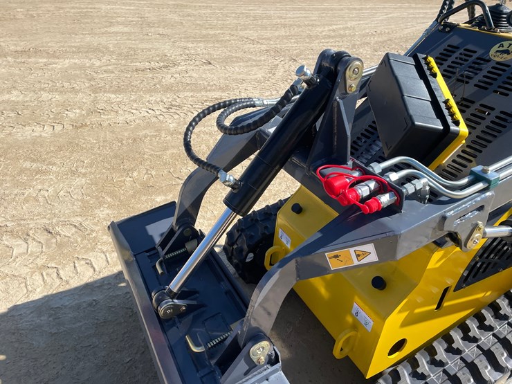 #1114-•-new-ats-ride-on-mini-skid-steer-loader-image-10