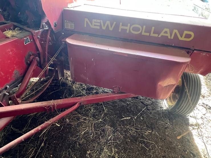 new-holland-310-image-17