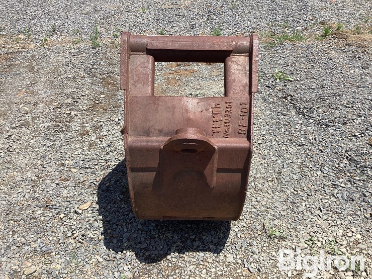 wainroy-24"-excavator-bucket-image-6