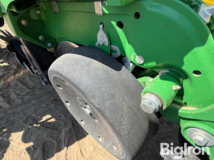 2023-john-deere-1775nt-image-19