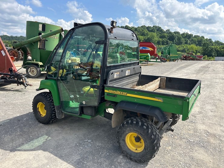 john-deere-gator-image-4