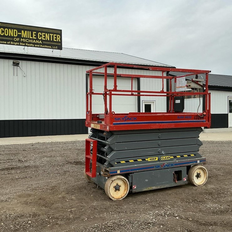 #1304 • 2007 Skyjack SJ4632 Scissor Lift