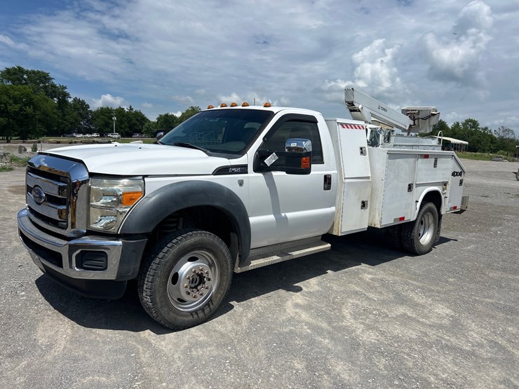 2014-ford-f550-image-1