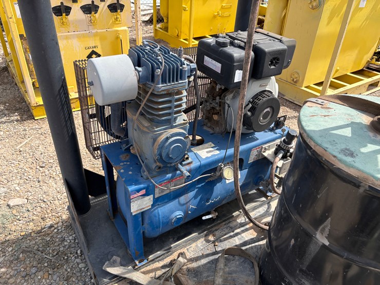 7’-x-4’-pneumatic-grease-pump-skid-image-5