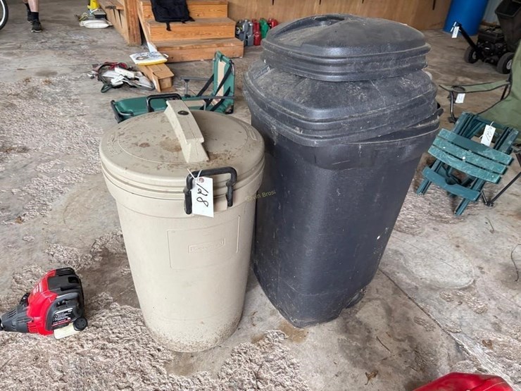 (2)-garbage-cans-image-2