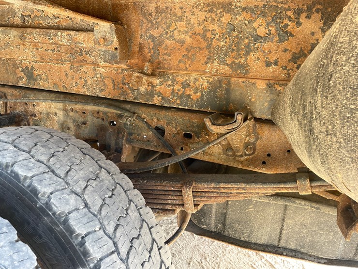 2003-ford-f550-image-94