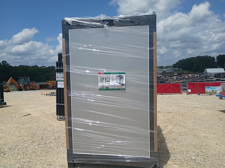 #l58-028-•-kj-portable-restroom-image-3