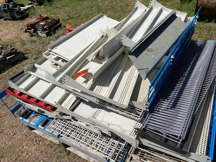 #7435-•-(2)-pallets-of-shelving-(antigo,-wi)-image-10