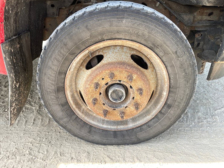 2003-ford-f550-image-120