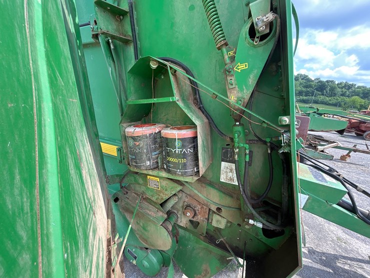 john-deere-566-image-8