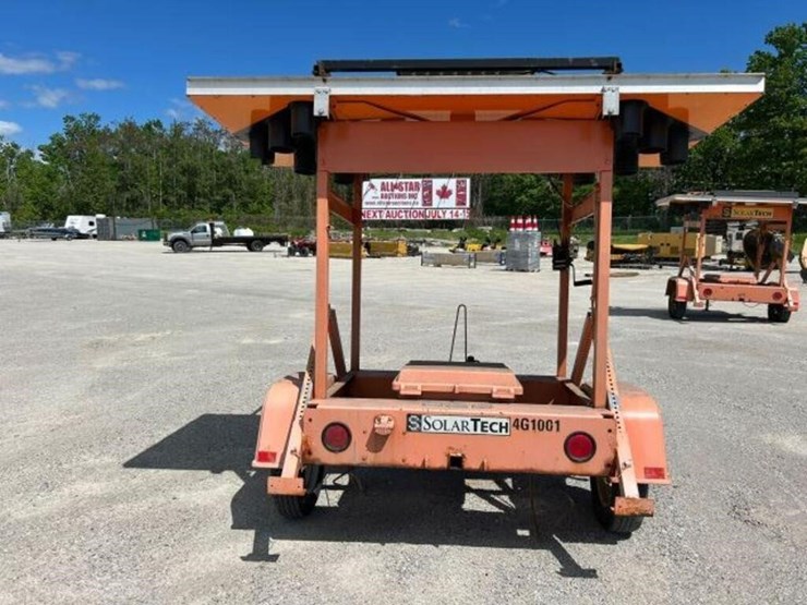tow-behind-sign-board-image-6