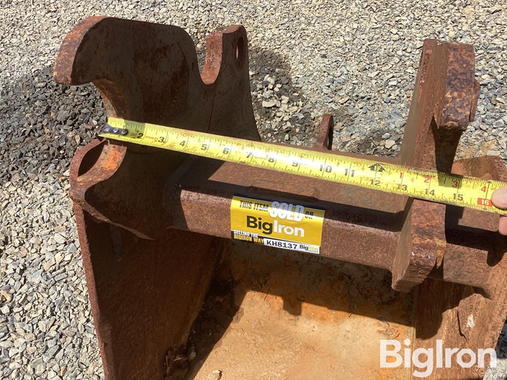 kubota-23"-excavator-bucket-image-9