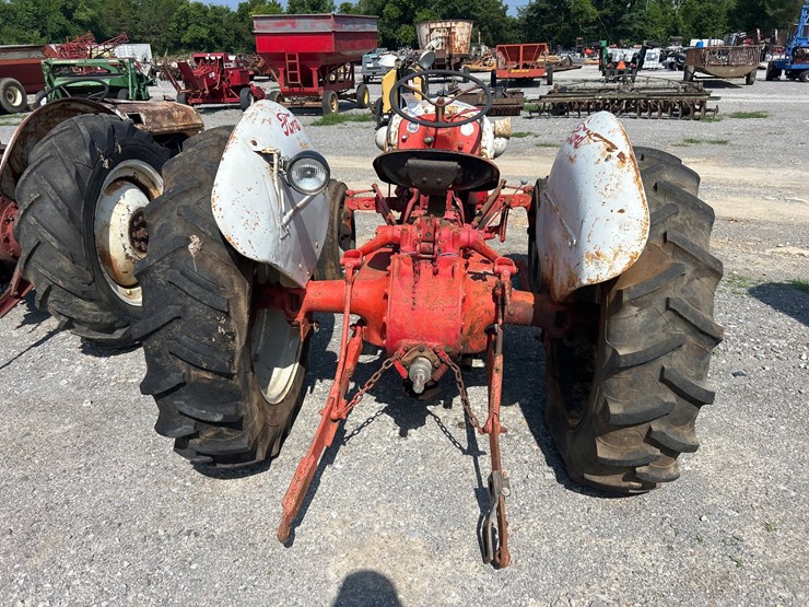 ford-tractor-image-5