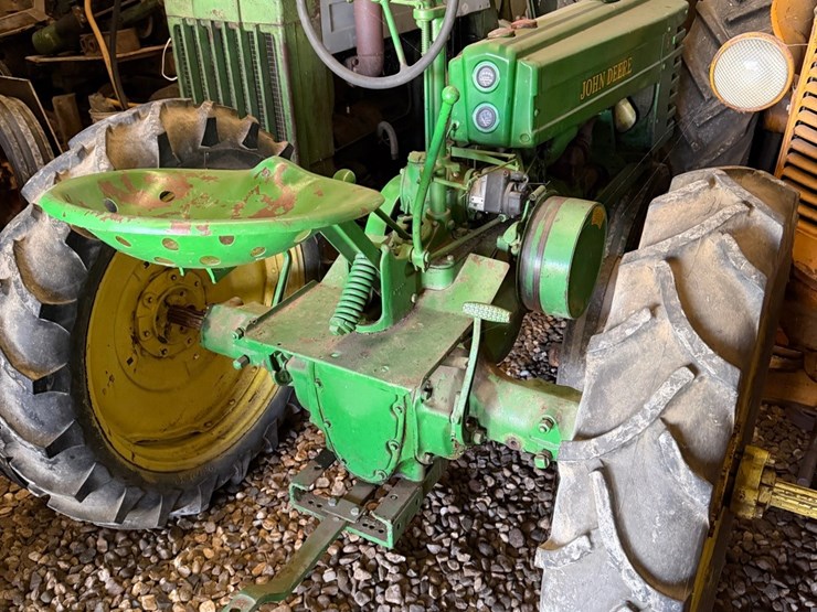john-deere-h-image-2