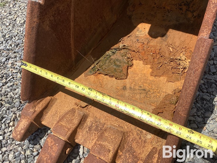 strickland-bt13w-cx130-24"-excavator-bucket-image-13