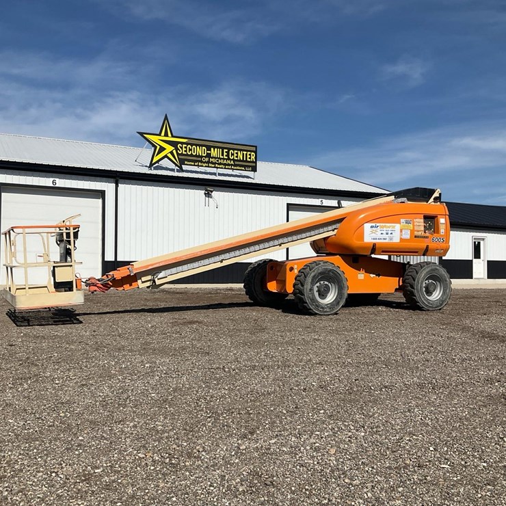 2005 JLG 600S