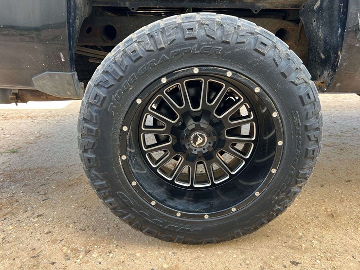 2016-chevrolet-silverado-1500-image-16