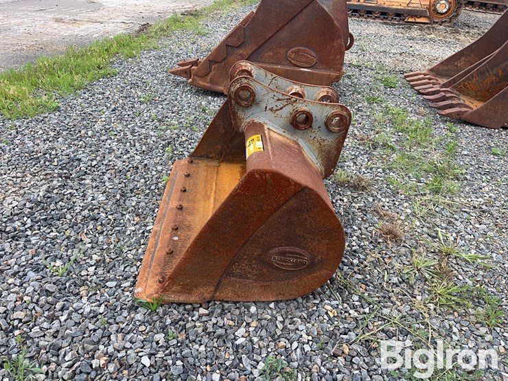 strickland-u1373-42”-excavator-cleanout-bucket-image-8
