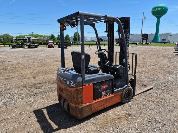 #1374-•-2021-toyota-8fbe18u-forklift-image-5
