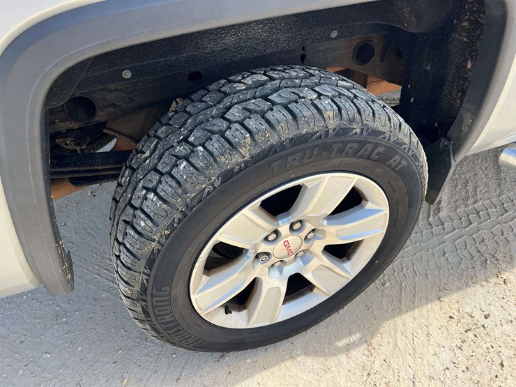 2014-gmc-sierra-1500-sle-image-26