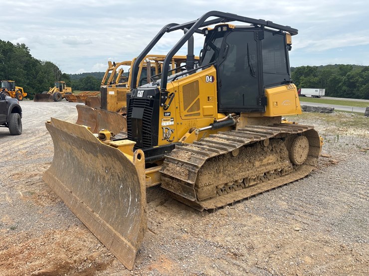 caterpillar-d4-lgp-image-1
