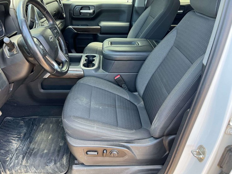 2021-chevrolet-silverado-1500-image-26
