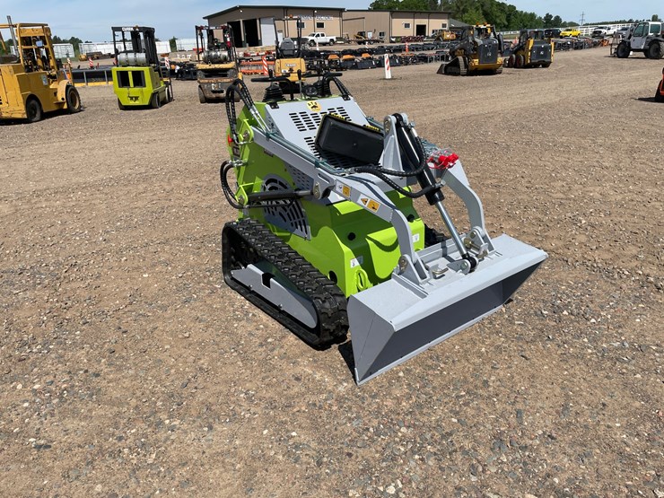 #2000-•-unused-2026-landhero-mini-skid-steer-loader-image-1