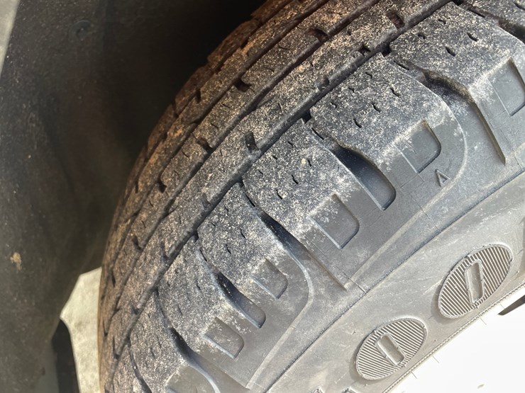 2017-jeep-grand-cherokee-laredo-image-97