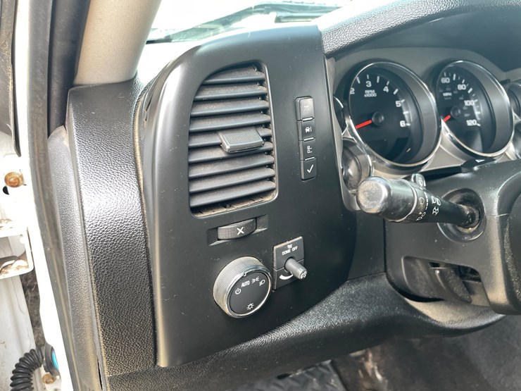 2010-chevrolet-silverado-1500-lt-image-54