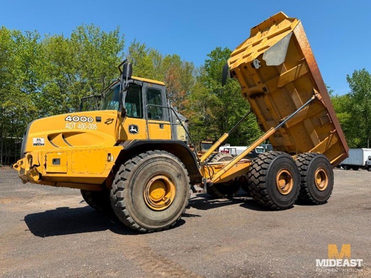 deere-400d-image-10